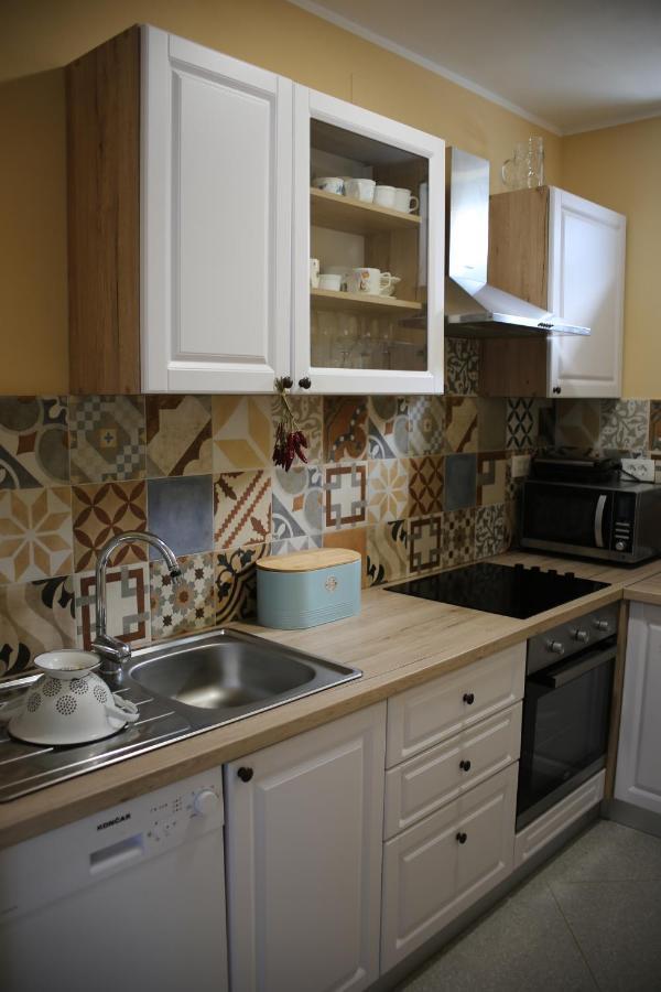 Apartment Nola Porozina Esterno foto